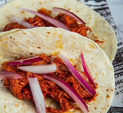 tacos pibil salsa achiote platillo 400x367px